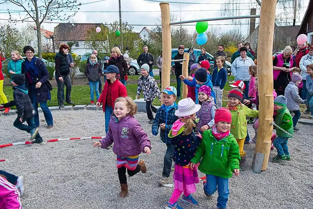 Spielplatzeinweihung